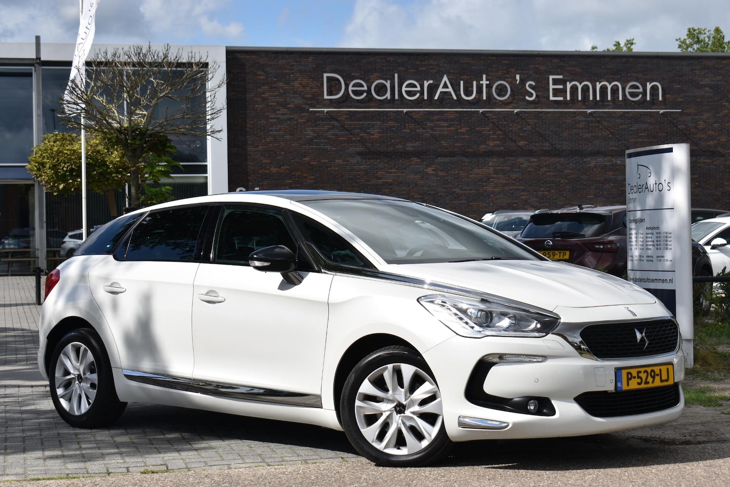 DS 5 - 1.6 THP Business Executive 1.6 THP Business Executive - AutoWereld.nl
