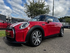 MINI 3-Deurs - (f56) 1.5 136pk Cooper Aut6 Classic Sportst. Driving ass. Clima Multi Media Groot Xenon Ha