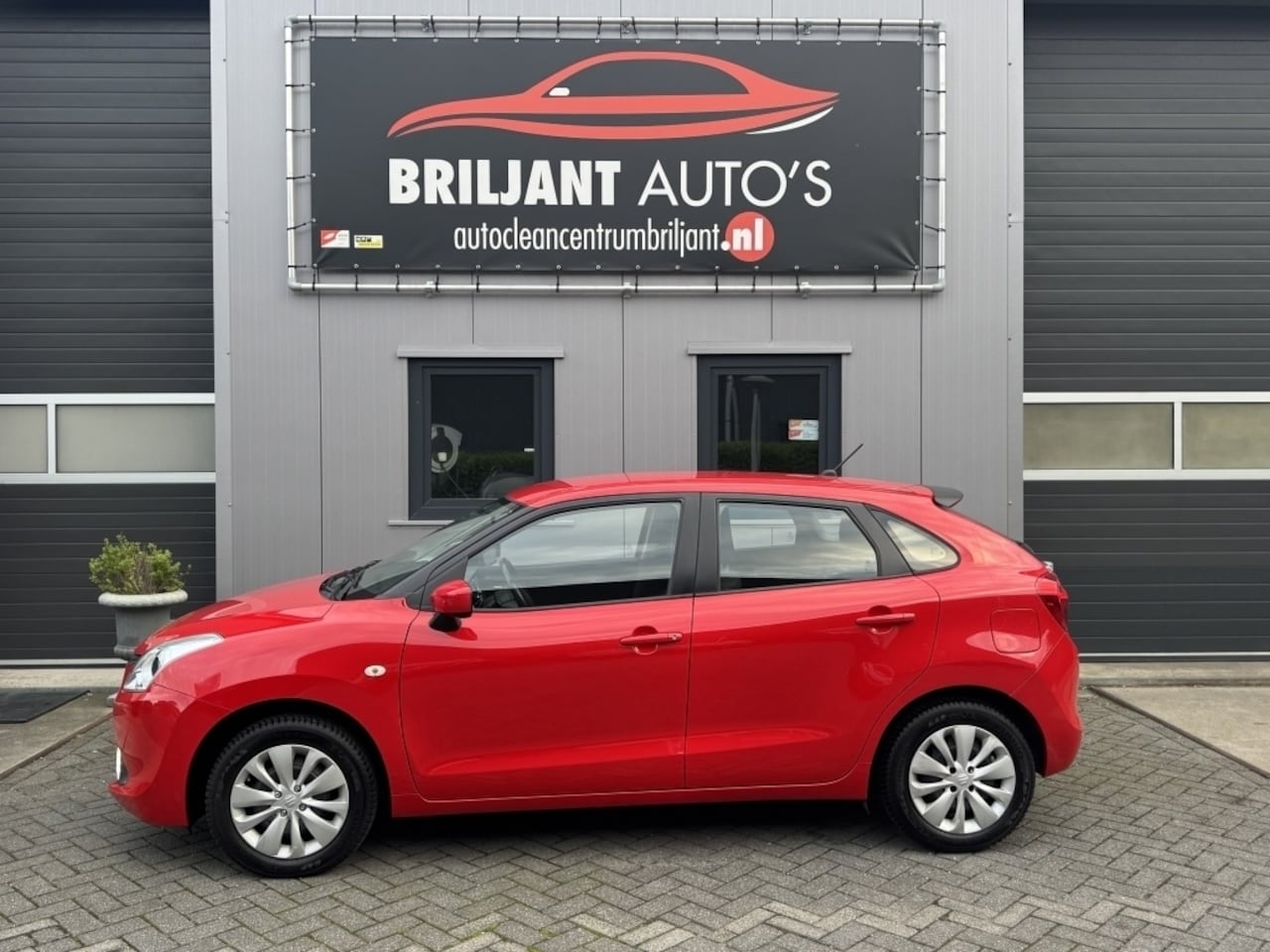 Suzuki Baleno - 1.2 Exclusive Led Airco Trekhaak - AutoWereld.nl