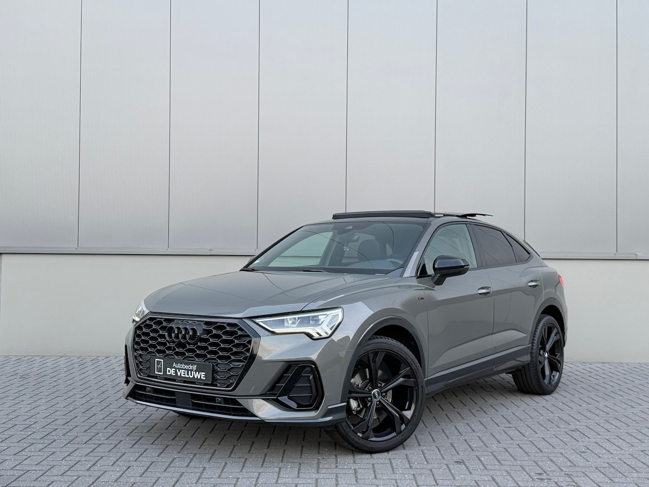Audi Q3 Sportback - 35 TFSI S-Line|Pano|ACC|Keyless|Sfeer|Nieuwstaat - AutoWereld.nl