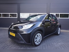 Toyota Aygo X - 1.0 VVT-i MT Play Airco/Camera/CarPlay/Cruise