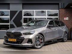 BMW 5-serie Touring - 530 530e xDrive M Sport Pro | Driving Ass. + | Harman/Kardon | Trekhaak | Stoelverw. | Ico