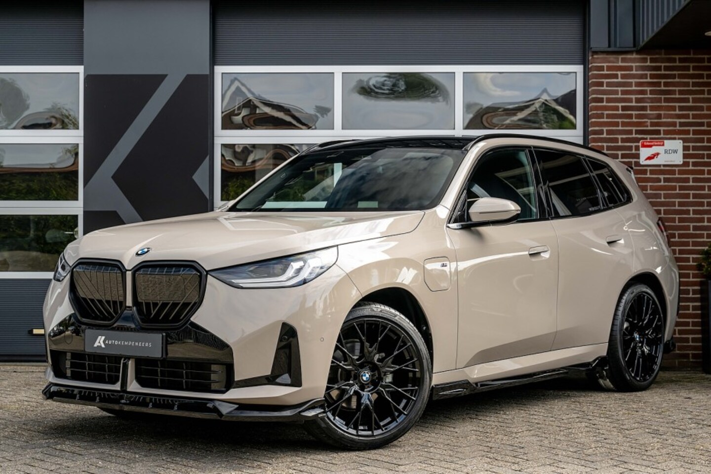 BMW X3 - 30e xDrive M Sport | Panorama | Driving Ass. + | Trekhaak | 21' Inch | Memory | Maxton | 2 - AutoWereld.nl