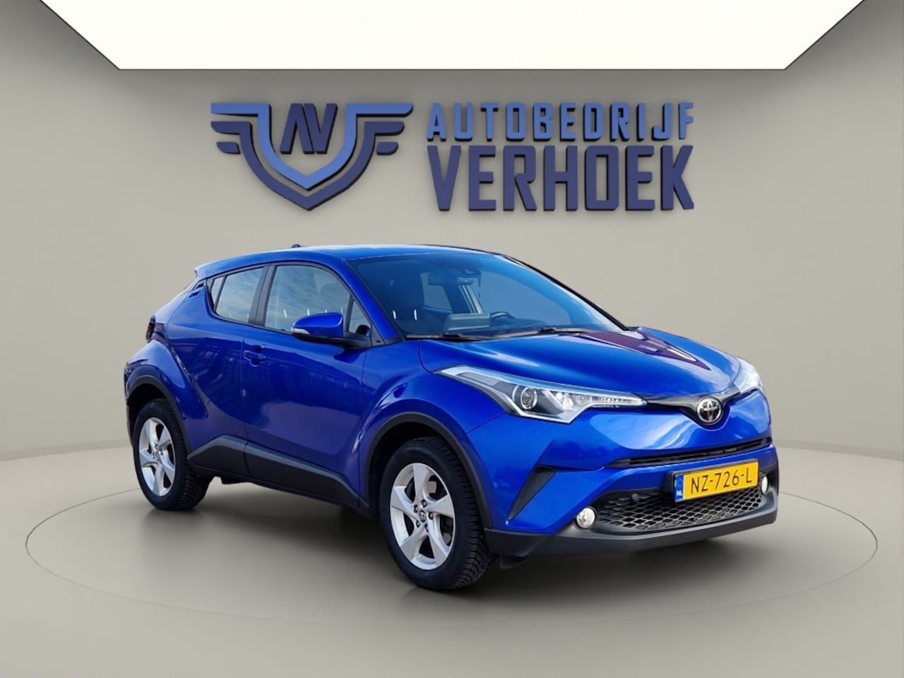 Toyota C-HR - 1.2 Dynamic Trekhaak - NL Auto - All Season Banden - AutoWereld.nl
