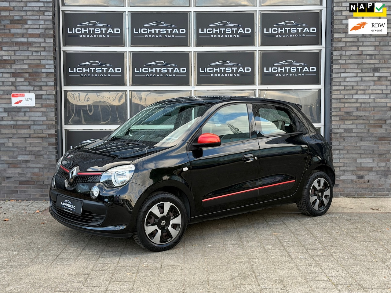 Renault Twingo - 1.0 SCe Collection NAP AIRCO CRUISE START STOP ONDERHOUD APK - AutoWereld.nl