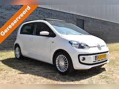 Volkswagen Up! - 1.0 high up BlueMotion Panodak Navigatie Pdc Lage km-stand