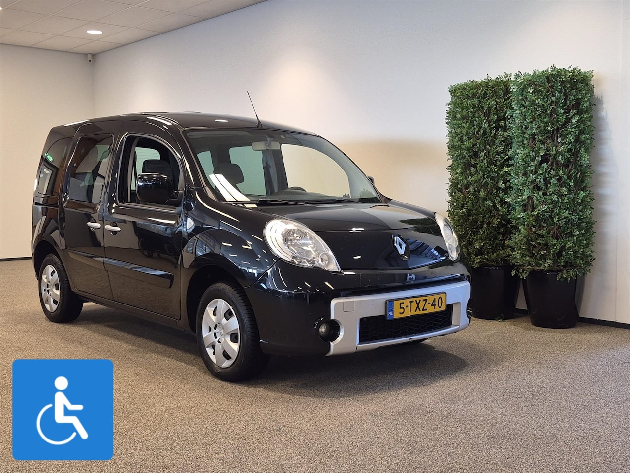 Renault Kangoo - Rolstoelauto 3+1 incl. luchtvering - AutoWereld.nl
