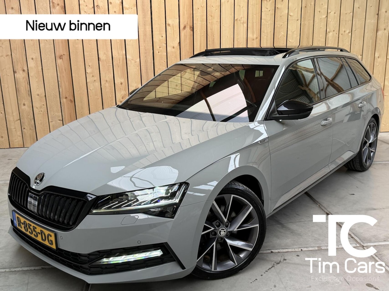 Skoda Superb Combi - 1.5 TSI ACT Sportline Business Achteruitrijcamera | Apple CarPlay/Android Auto | Alcantara - AutoWereld.nl
