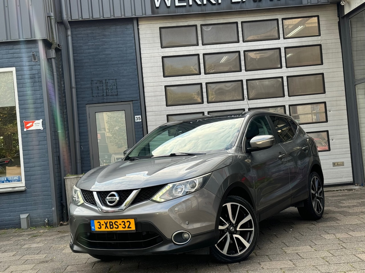 Nissan Qashqai - 1.2 Connect Edition | Clima | Camera | Pano | N.A.P - AutoWereld.nl