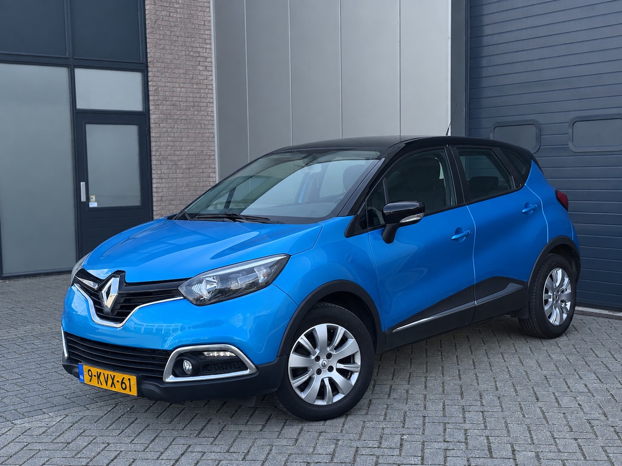 Renault Captur - 0.9 TCe Expression 2013 Airco/Cruise/Navi - AutoWereld.nl