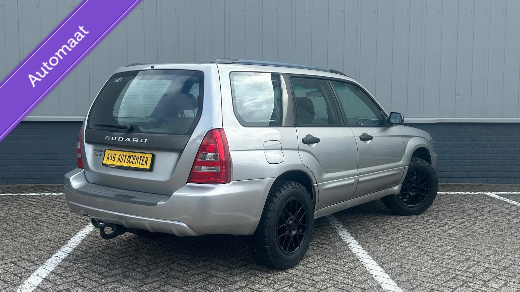 SUBARU FORESTER 2.0 AWD XT 177 ch 1ère MAIN BVA - CLIM - PANO - ATTELAGE - 187000 km