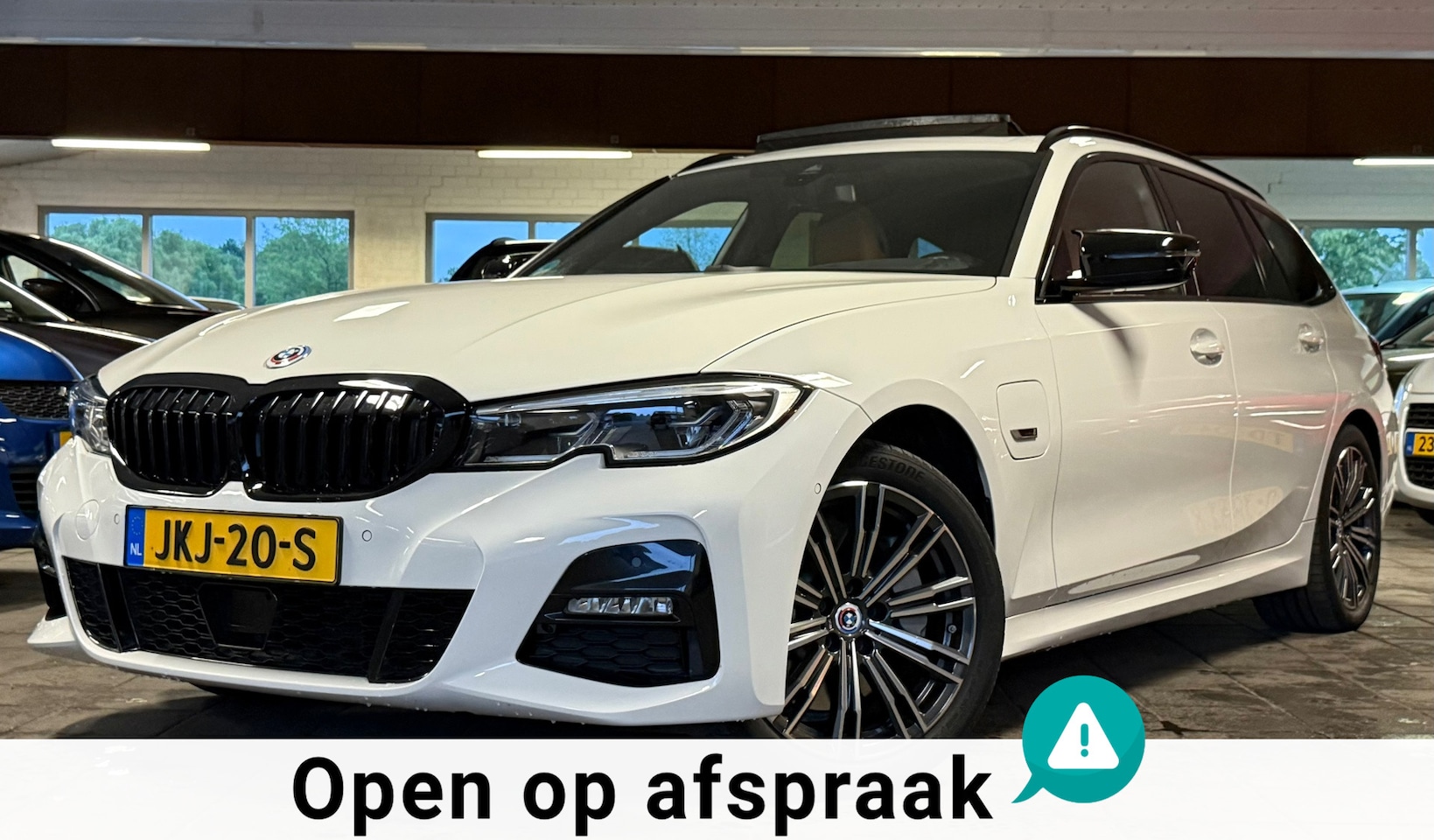 BMW 3-serie Touring - 330e Business Edition Plus|Fulloption|DealerOH|Fabrieksgarantie|Panoramadak| - AutoWereld.nl