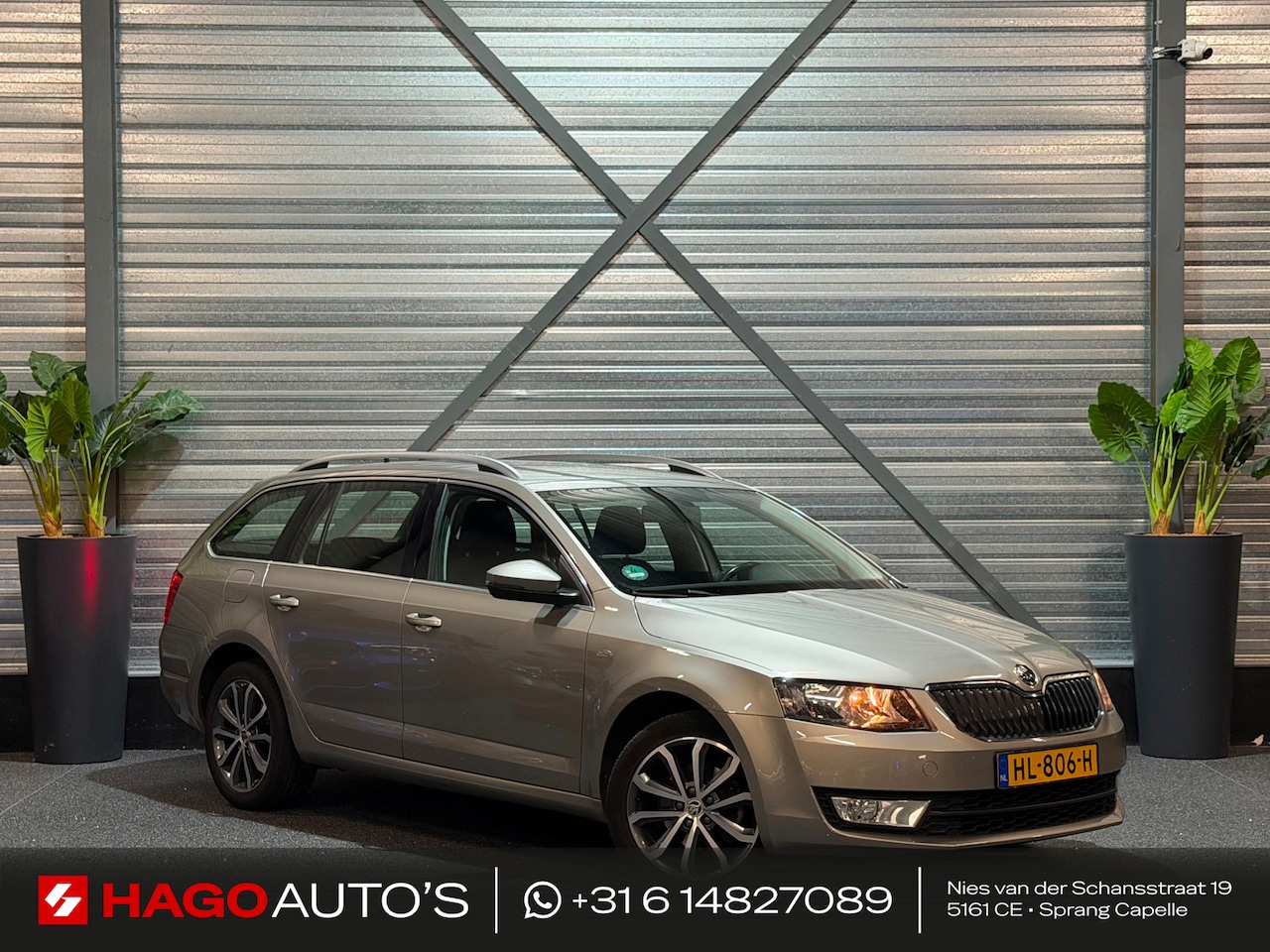 Skoda Octavia Combi - 1.4 TSI Greentech Edition DSG/NAVI/CRUISE/CAMERA/TREKHAAK/PARK-PILOT/CLIMATE/STOELVERW/NAP - AutoWereld.nl
