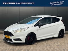 Ford Fiesta - 1.6 ST2 | 100% Onderhoudshistorie | Nette ST | Maxton Design | Camera | Half Leder