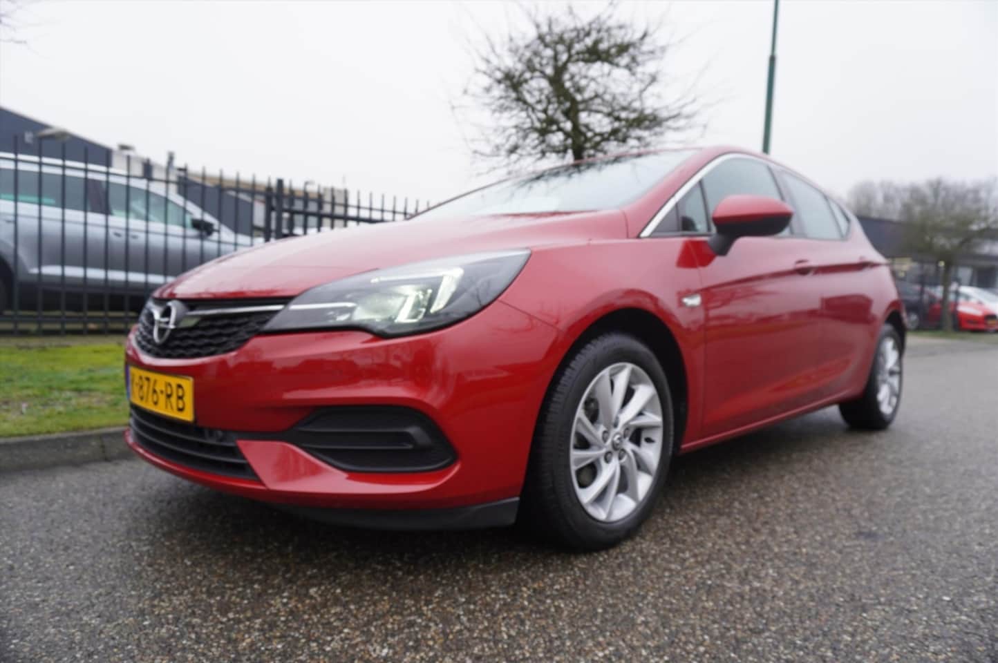 Opel Astra - 1.2 Turbo 110pk Business Elegance Parkeer Camera Navigatie - AutoWereld.nl