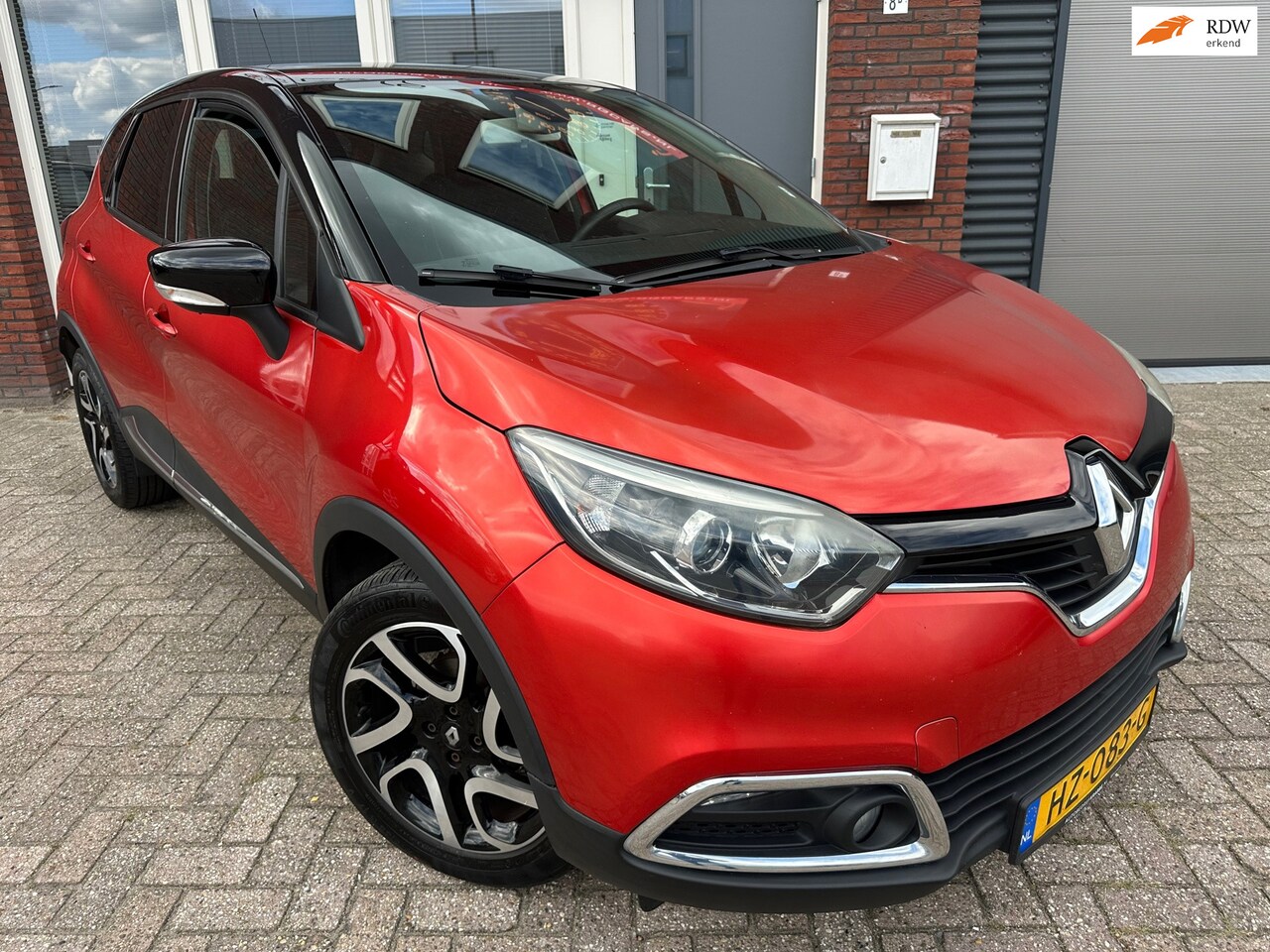 Renault Captur - 0.9 TCe Dynamique / 1e Eig / Navi / Camera / PDC / Clima / NAP - AutoWereld.nl