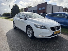 Volvo V40 - 1.6 T2