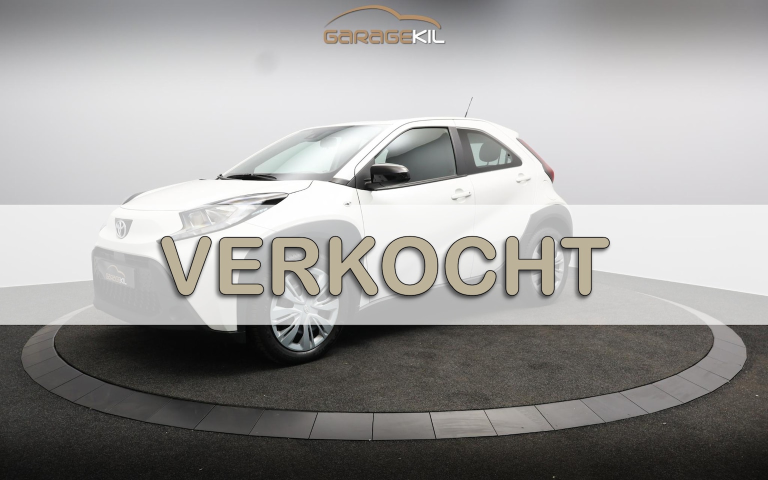 Toyota Aygo X - 1.0 VVT-i S-CVT Play 1ste eigenaar / dealer onderh. /  Carplay / AUTOMAAT! / Adap. cruise - AutoWereld.nl
