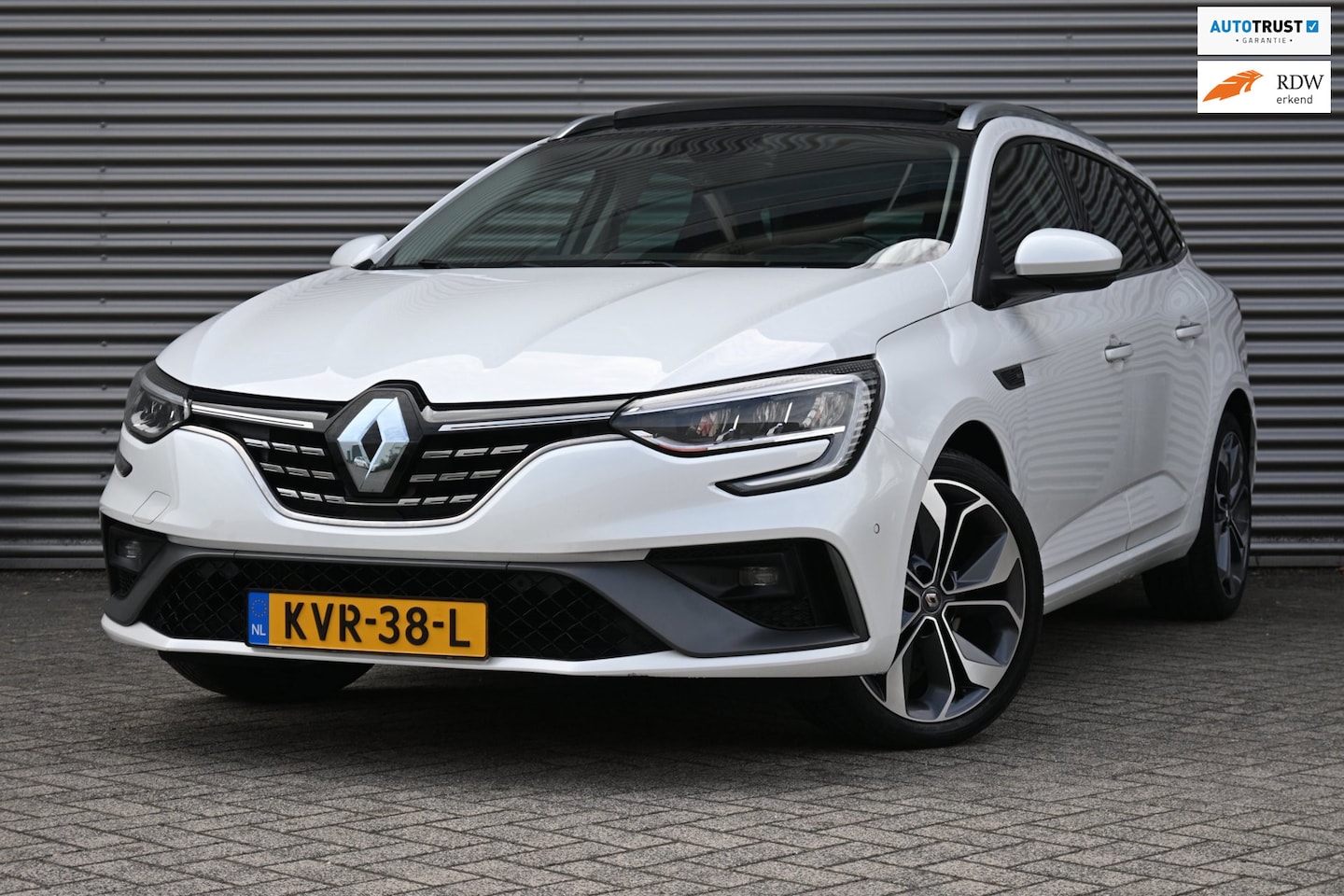 Renault Mégane Estate - 1.3 TCe 160-PK R.S. Line, Airco, Ecc, Camera, Panoramadak, - AutoWereld.nl