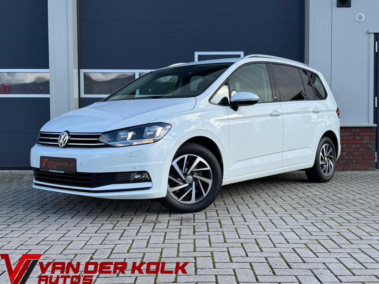 Volkswagen Touran - 1.4 TSI Comfortline 7p| Navigatie | Cruise | Climate | Stoelverwarming | Sensoren - AutoWereld.nl