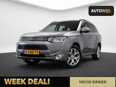 Mitsubishi Outlander - 2.0 PHEV Instyle|LEDER|PANO|CAMERA|TREKHAAK|NAVI