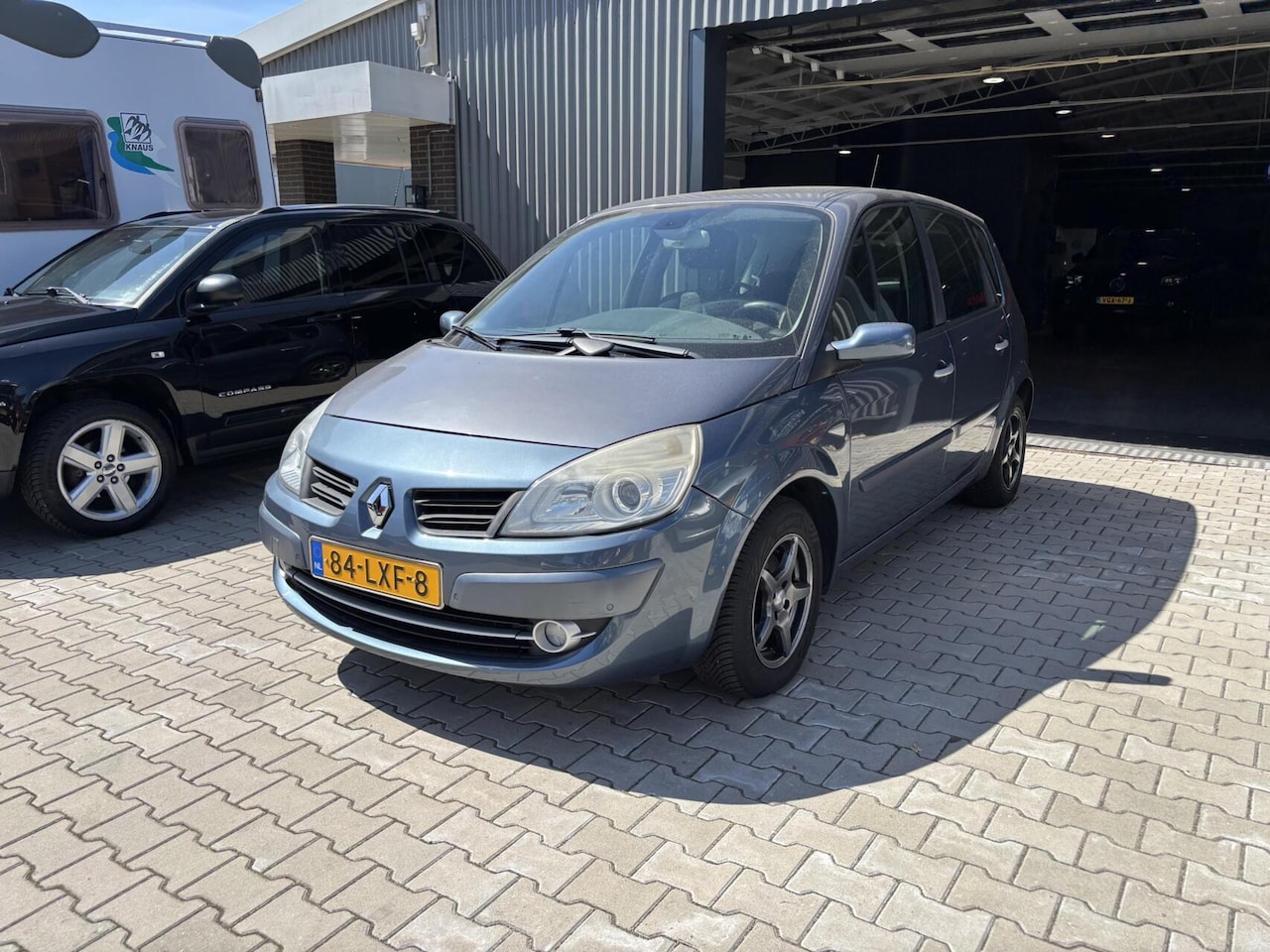 Renault Scénic - 1.6-16V Business Line AUTOMAAT AIRCO TREKHAAK - AutoWereld.nl