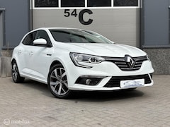 Renault Mégane - 1.2 TCe Bose Camera/Massage stoelen/Keyless