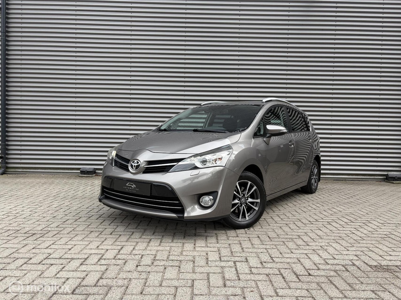 Toyota Verso - 1.6 VVT-i VOLL/ 7P/TRKHK/AIRCO/PDC/CMRA/ CRUISE - AutoWereld.nl