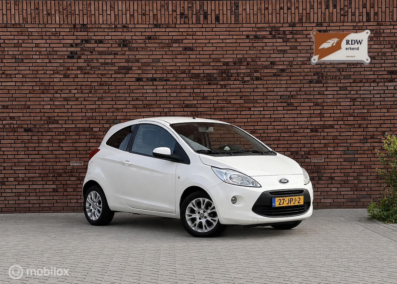 Ford Ka - 1.2 Titanium 1.2 Titanium, New APK, Airco, gepolijst - AutoWereld.nl