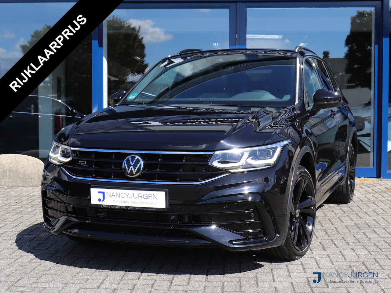 Volkswagen Tiguan - 1.4 TSI eHybrid | R-Line Business+ | El. Pano Dak | Park Assist | Matrix LED | Apple Car P - AutoWereld.nl