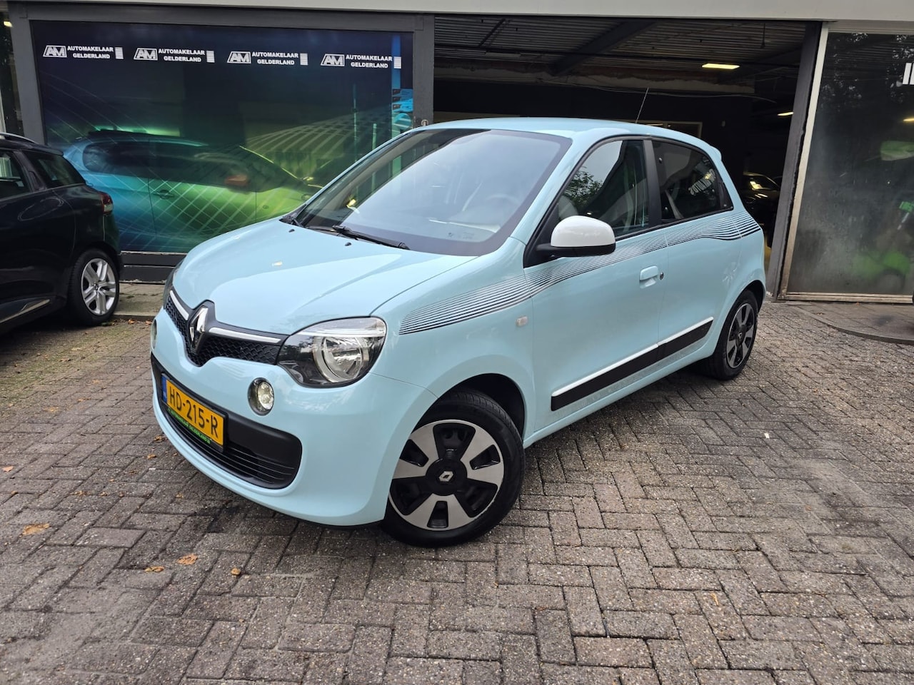Renault Twingo - 1.0 SCe Collection | 2E EIGENAAR | 3/6 OF 12MND GARANTIE | AIRCO | NW APK | - AutoWereld.nl