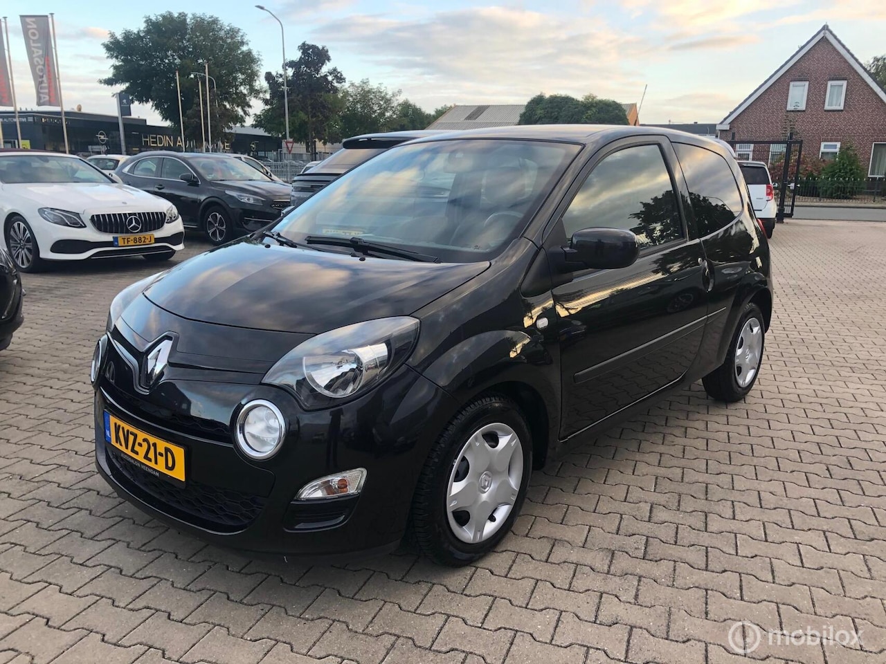 Renault Twingo - 1.2 16V Dynamique Airco Cruise Ell Pakk - AutoWereld.nl