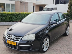 Volkswagen Jetta - 2.0 FSI Comfortline