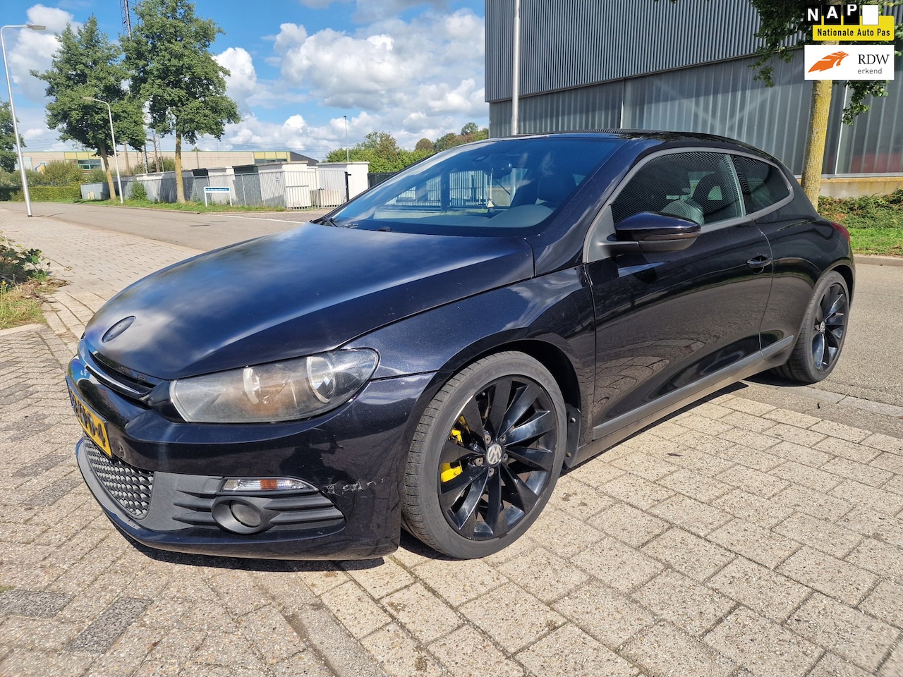 Volkswagen Scirocco - 1.4 TSI Highline 1.4 TSI Highline, Apk, Nap, Goed rijdend, Inruil mogelijk. - AutoWereld.nl