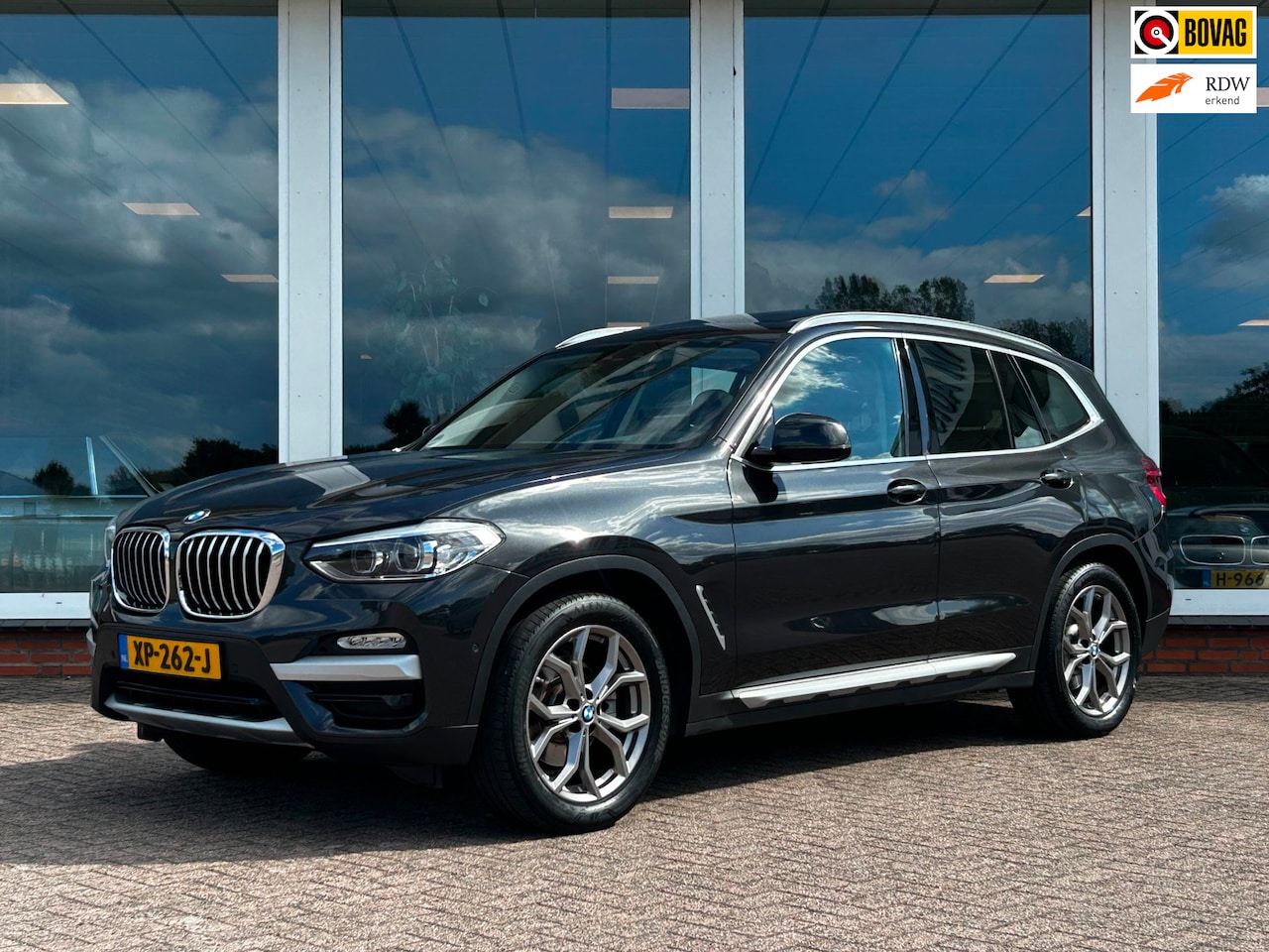 BMW X3 - XDrive20i High Executive - Navi - Leder - 18 inch - AutoWereld.nl