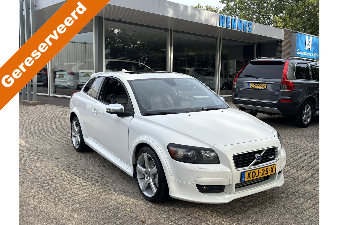Volvo C30 - 2.5 T5 230pk R-Design Schuifdak Keyless Blis Dynaudio - AutoWereld.nl
