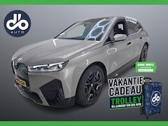 BMW iX - xDrive40 Excellence SOH 100% I TREKHAAK I LASERLIGHT I FULL OPTIONS I ORG.NL + NAP + INCL