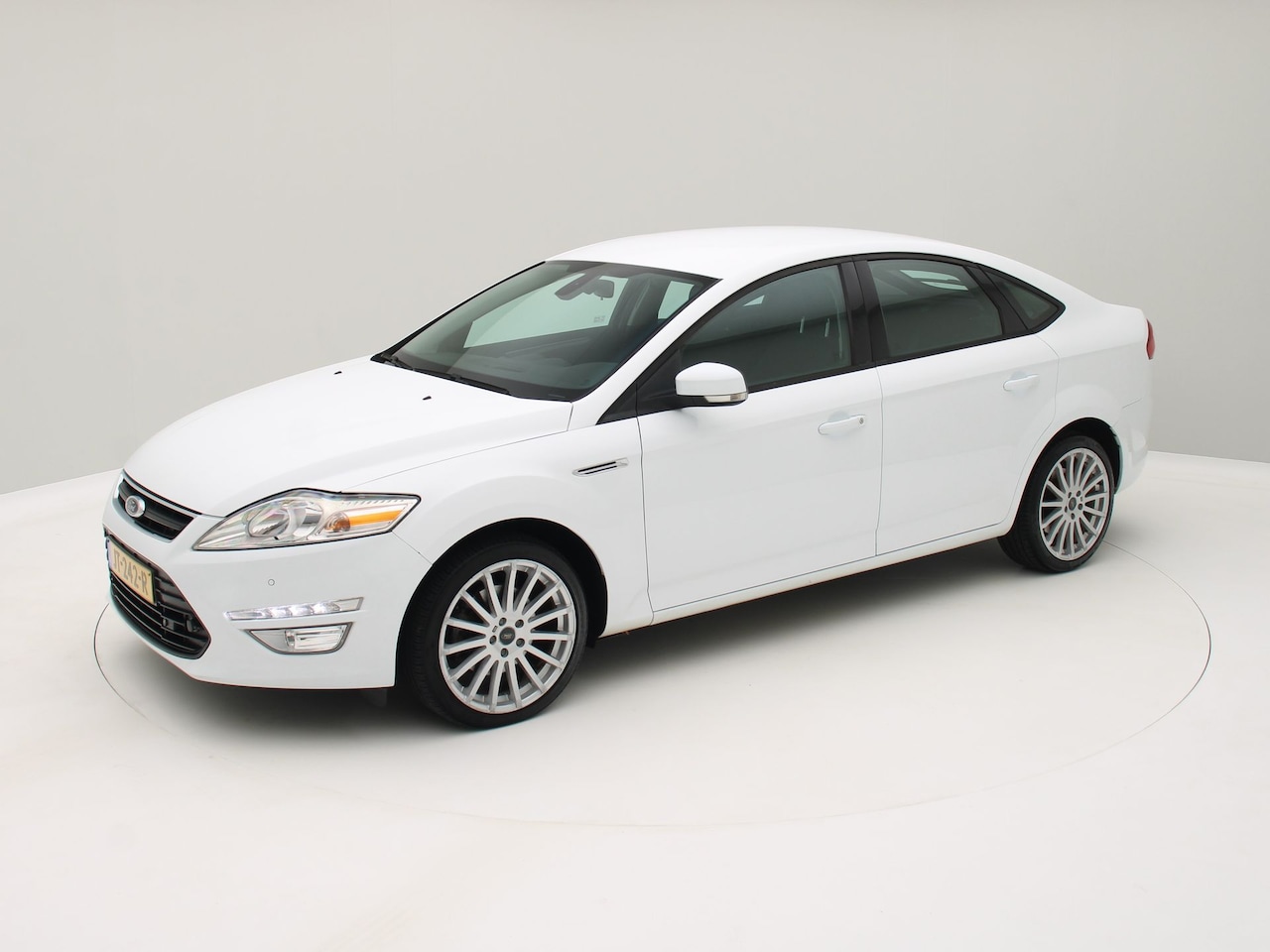 Ford Mondeo - 2.0-16V Trend FlexiFuel 2.0-16V Trend FlexiFuel - AutoWereld.nl