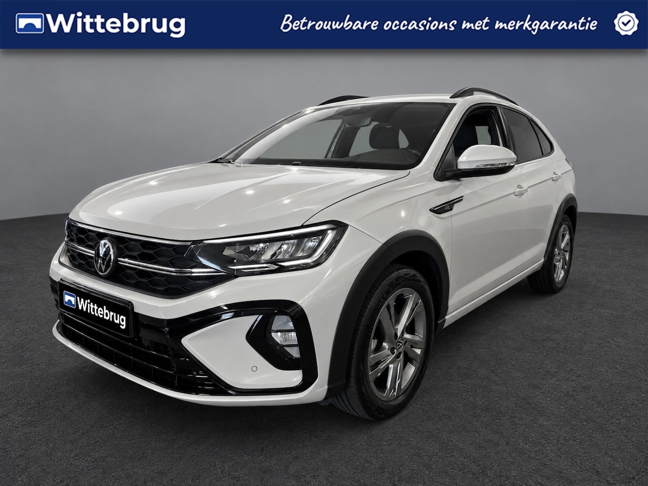 Volkswagen Taigo - 1.0 TSI R-Line Parkeersensoren / Navigatie / Comfort + multimedia pakket / LED verlichtin - AutoWereld.nl