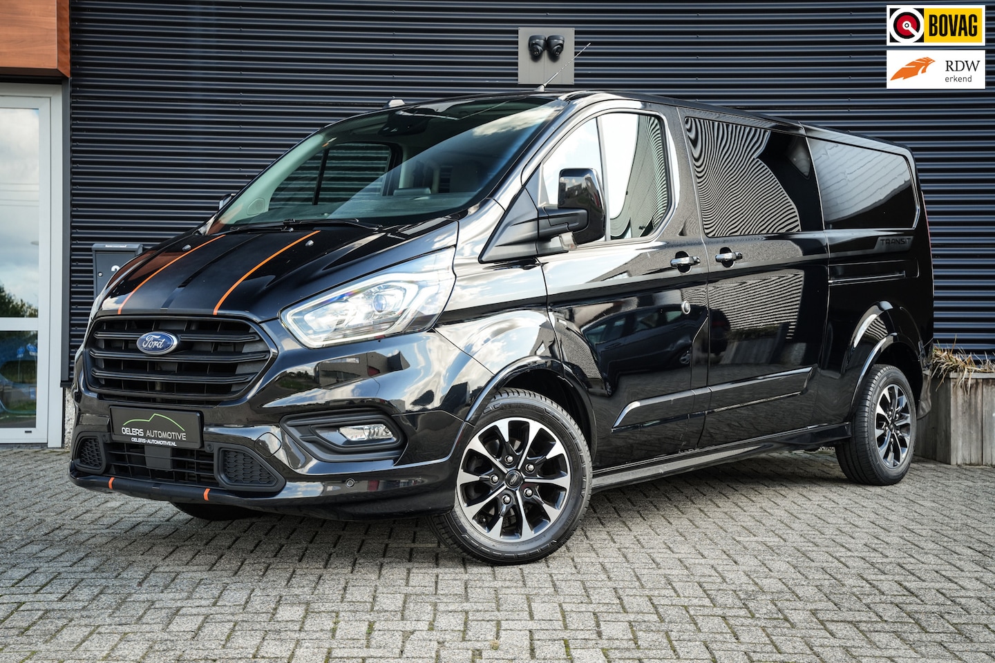 Ford Transit Custom - 2.0 TDCI L2H1 Sport | Dubbel Cabine | ACC | Navi | Clima | Trekhaak | Camera | 1e eig. | - AutoWereld.nl