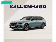 BMW i5 Touring - M60 xDrive - Pano - Head-up - Adaptief Onderstel Prof