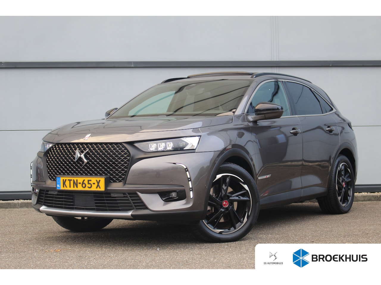 DS 7 Crossback - E-Tense 4x4 Performance Line | Pano | Leder / Alcantara / Memory Camera | Focal Audio | Ca - AutoWereld.nl