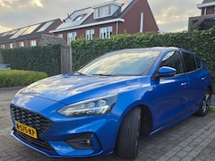 Ford Focus - 1.0 EcoBoost Vignale ST-Line 125pk | HUD | B&O | Winter Pack