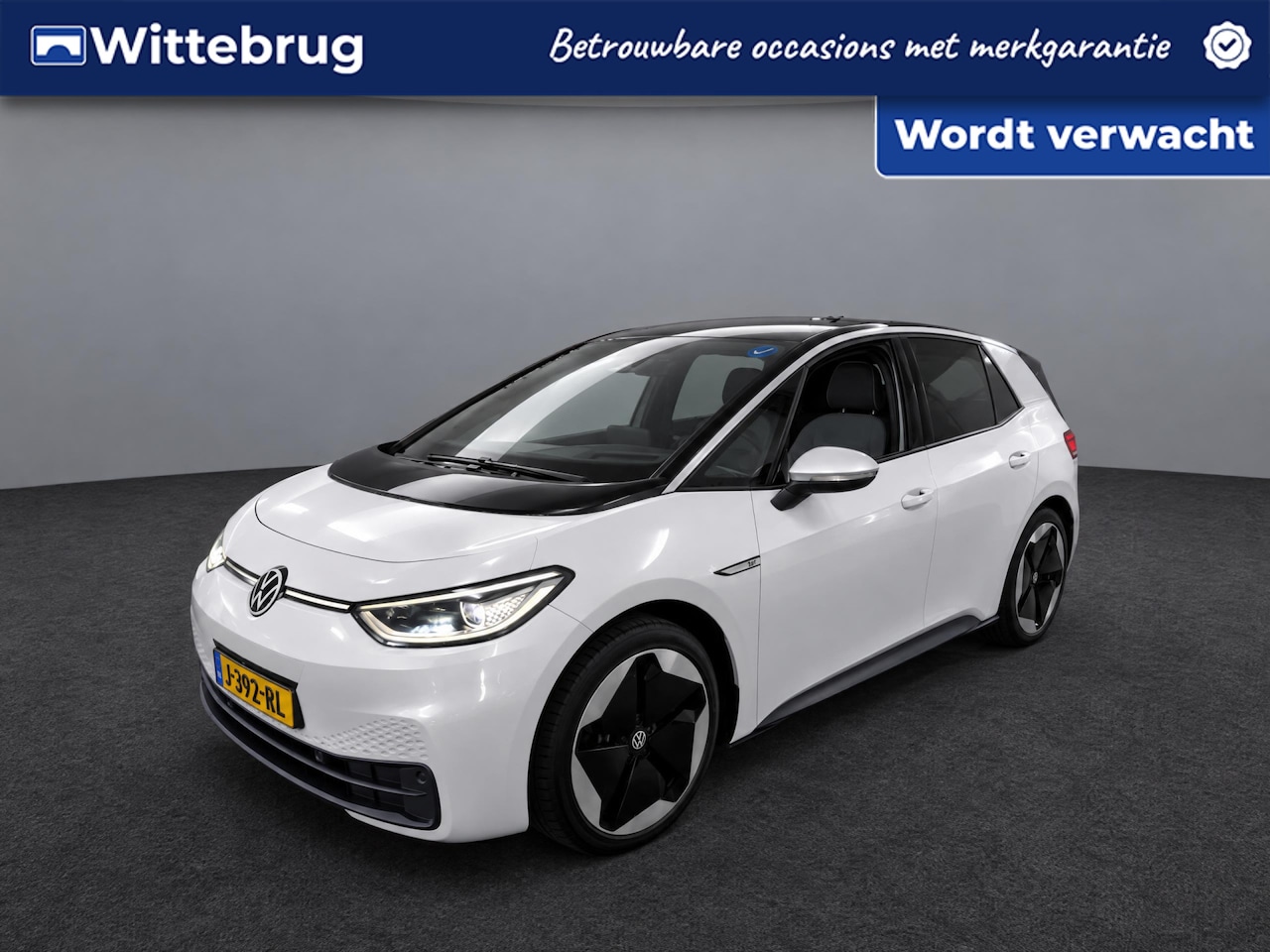 Volkswagen ID.3 - First Max 58 kWh / Pano / Navigatie / Camera / LED / Lichtmetaal 20 inch / App connect / - AutoWereld.nl