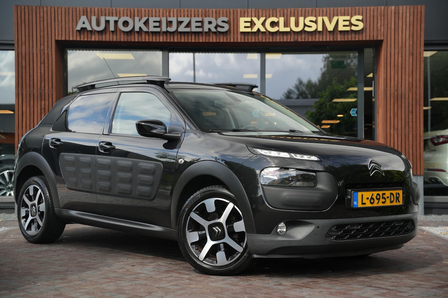 Citroën C4 Cactus - 1.2 PureTech Business Plus 1.2 PureTech Business Plus - AutoWereld.nl
