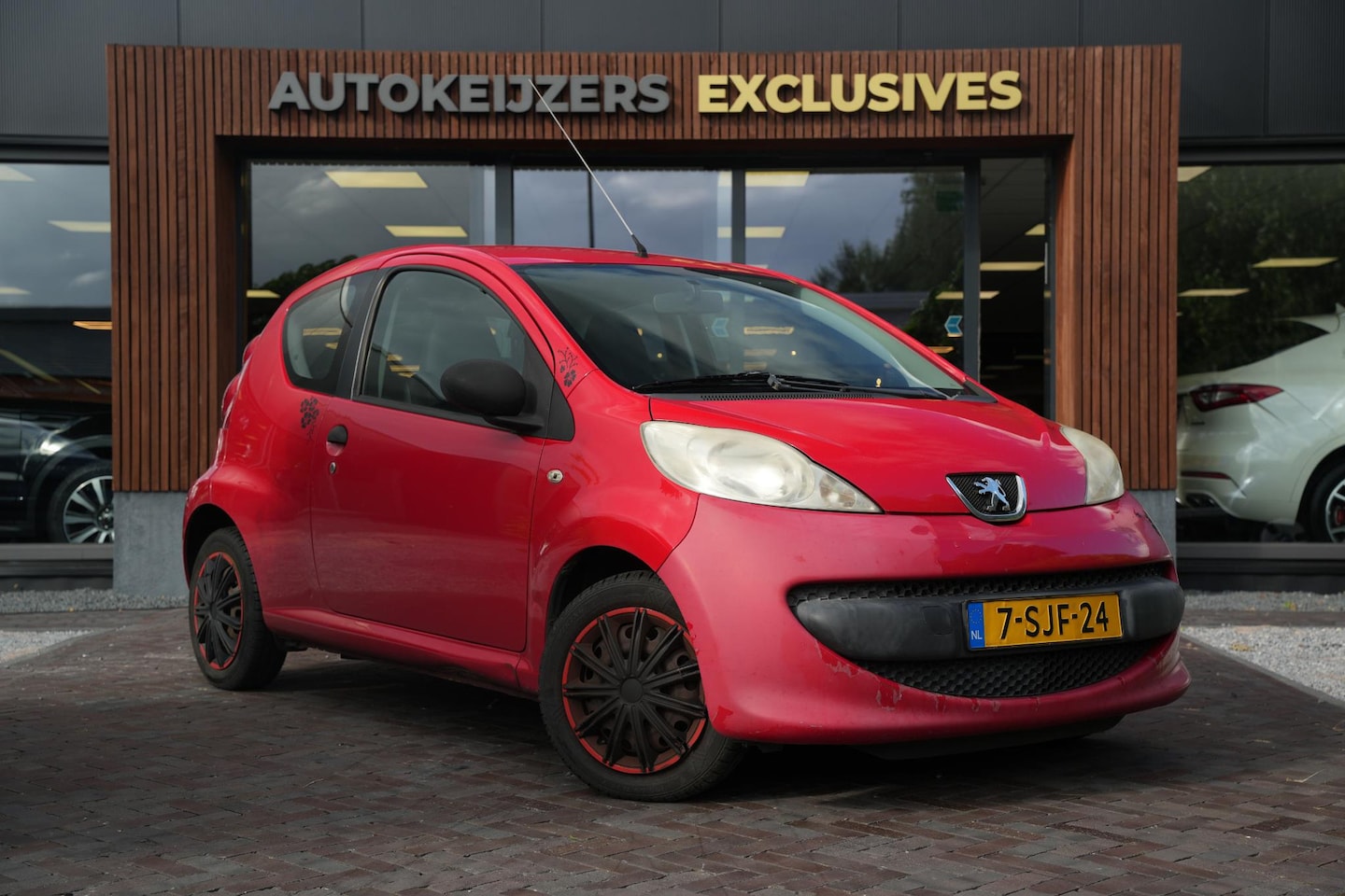Peugeot 107 - 1.0-12V XR 1.0-12V XR - AutoWereld.nl
