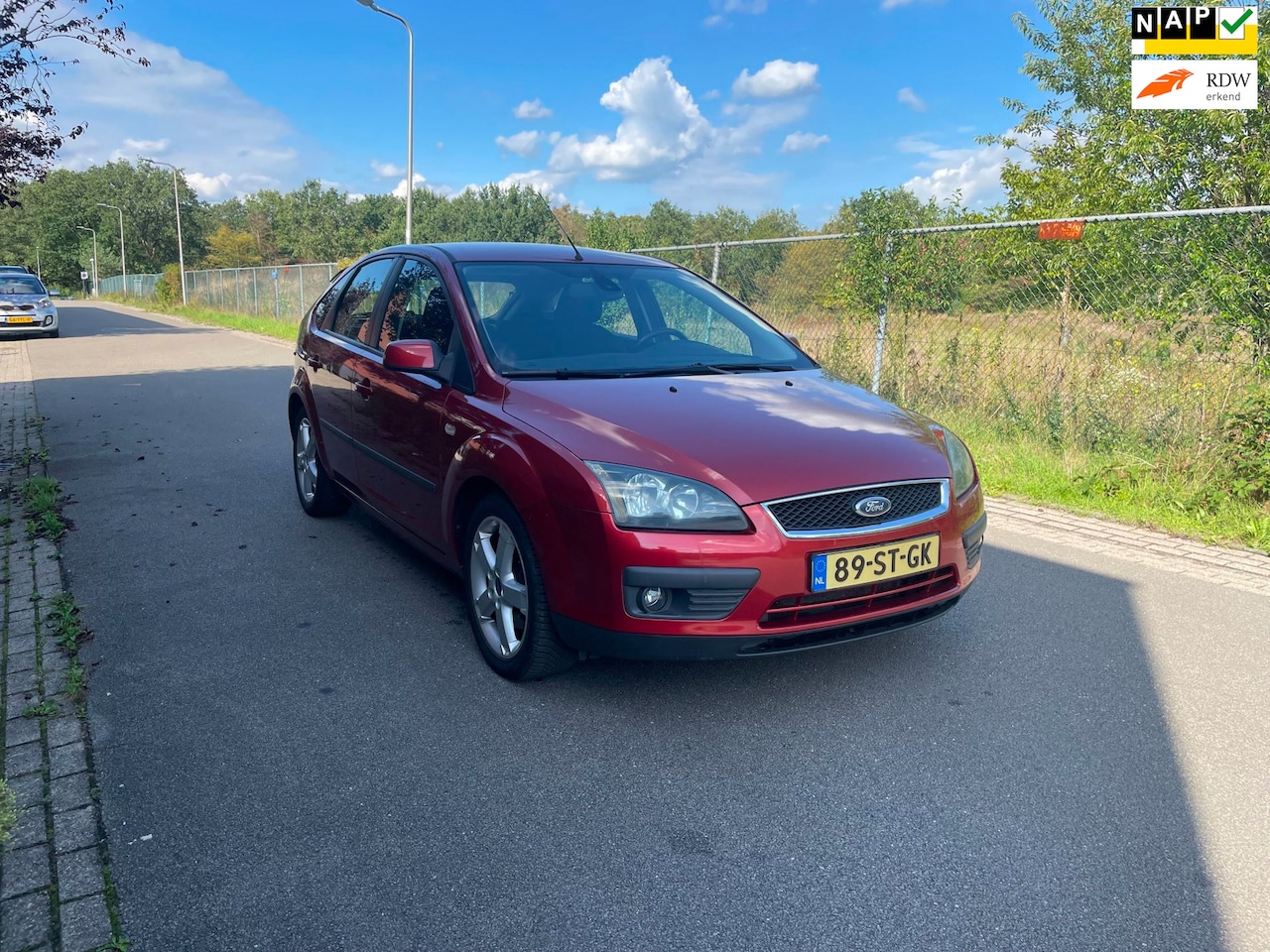 Ford Focus - 2.0-16V Rally Edition Goed onderhouden - AutoWereld.nl