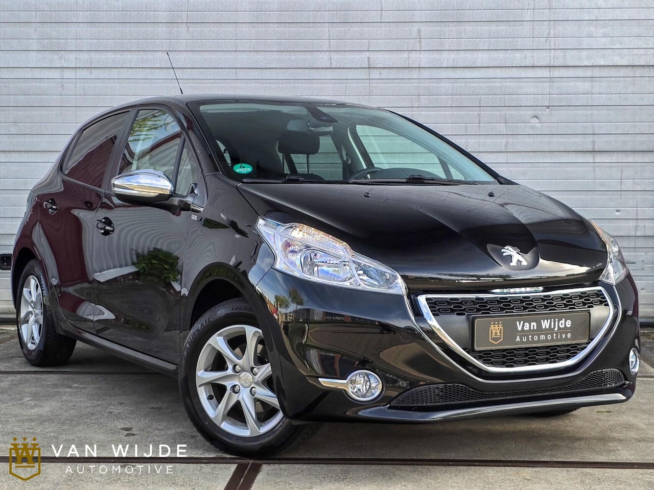 Peugeot 208 - 1.2 BENZINE|NAVI|CRUISE|CLIMA|PDC - AutoWereld.nl