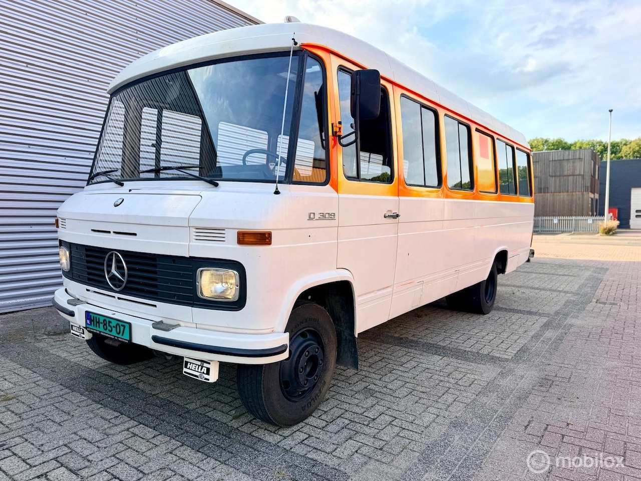Mercedes-Benz 500-serie - 508 bj 1980 Breitmaul 31855 km brandweer camper - AutoWereld.nl