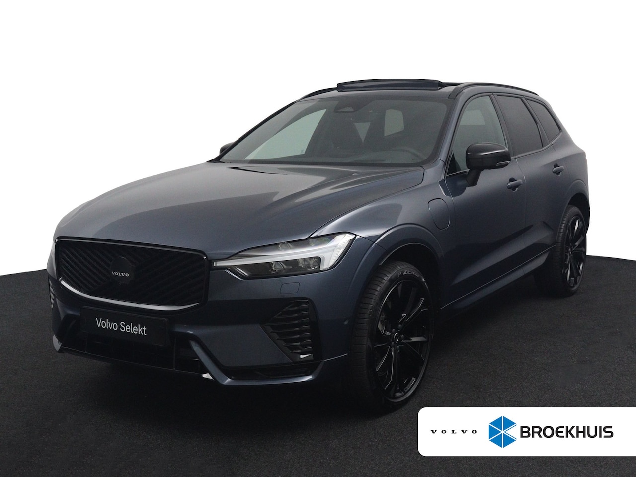 Volvo XC60 - 2.0 T6 AWD Ultra Black Edition | Luchtvering | Trekhaak | Snel Beschikbaar | Harman/Kardon - AutoWereld.nl